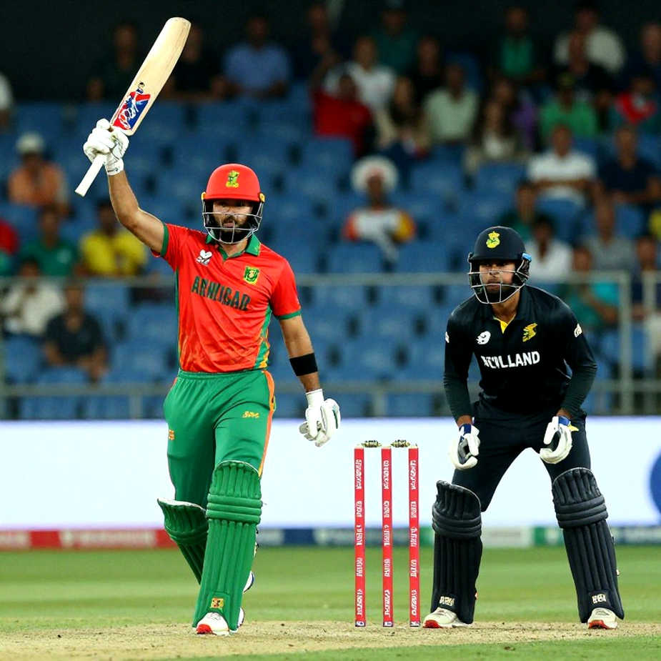 আইপিএলের মাঝপথে হঠাৎ কোচ বদল: ফ্র্যাঞ্চাইজি ক্রিকেটে জবাবদিহিতার সংকট