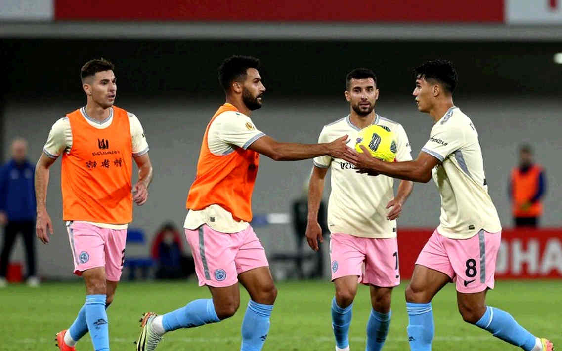 ৯-২ জয়ের আড়ালে যে সত্যটা চাপা পড়ে গেল: ইন্দোনেশিয়ার ফাইনাল, বেকারের নিঃসঙ্গতা আর থাইল্যান্ডের ছায়া